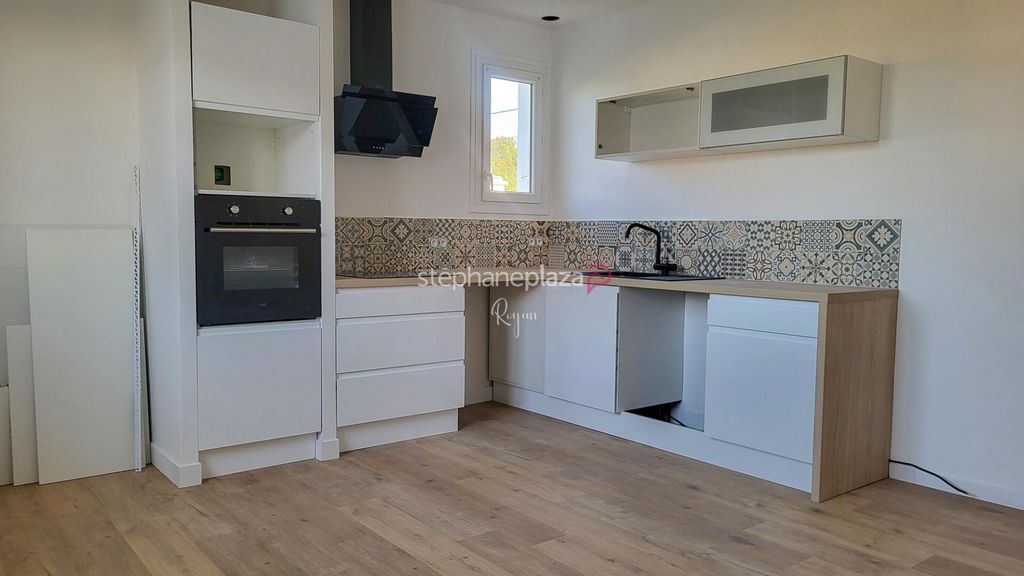 Achat appartement à vendre 2 pièces 47 m² - Royan