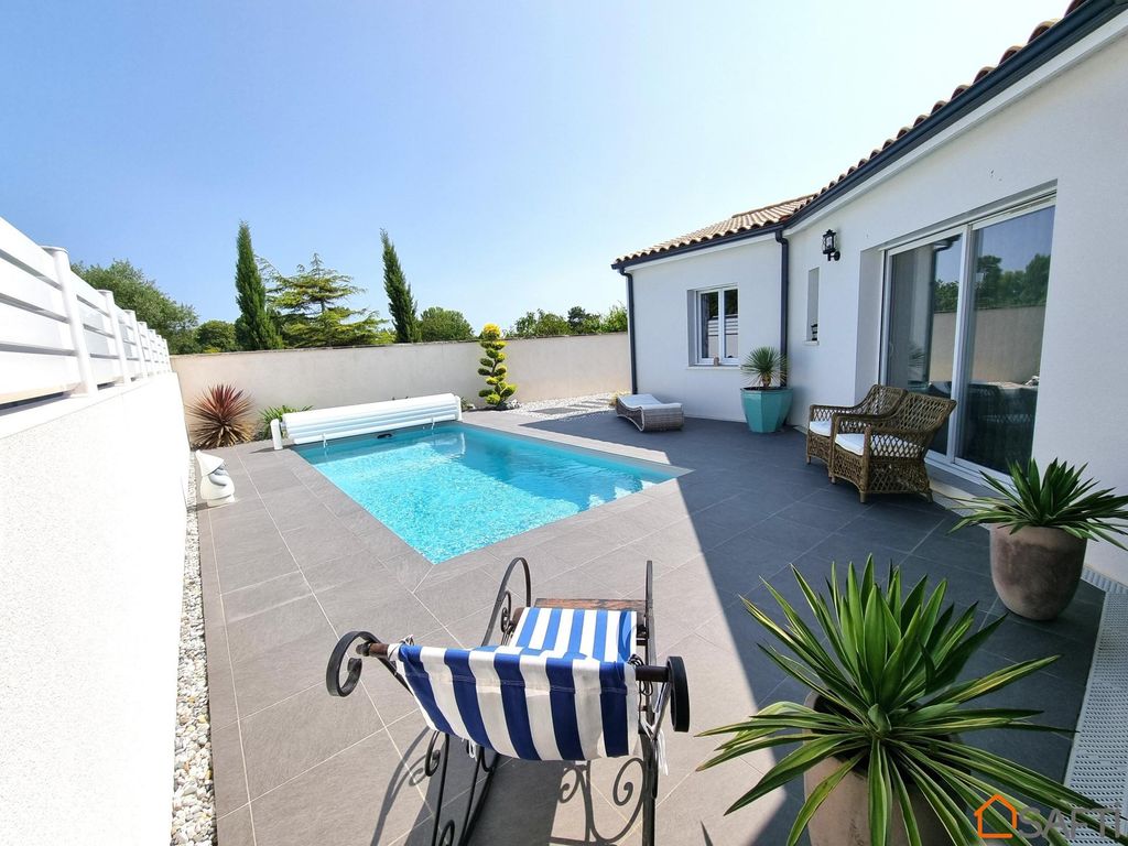 Achat maison à vendre 3 chambres 112 m² - Meschers-sur-Gironde