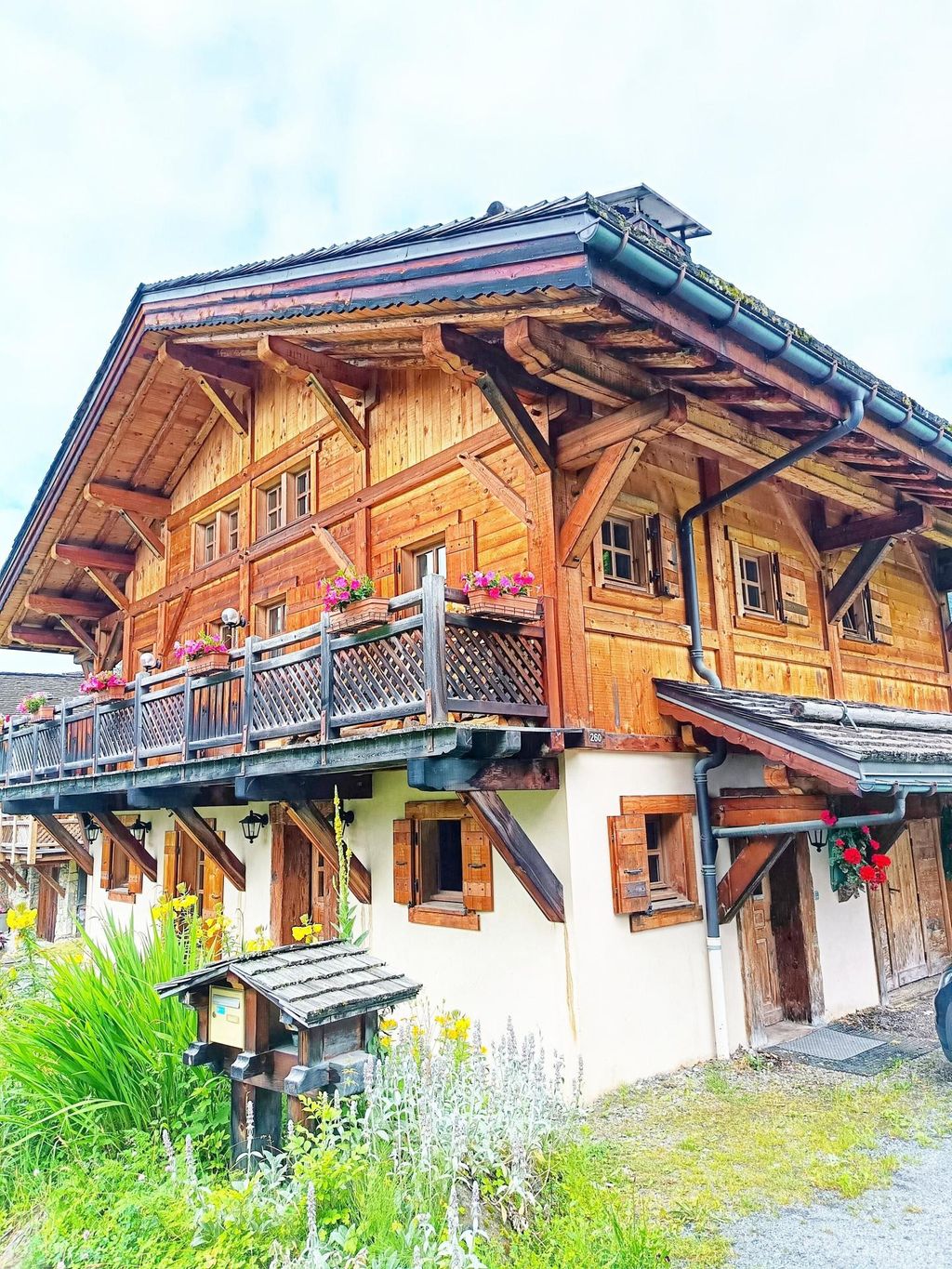 Achat maison à vendre 3 chambres 135 m² - Megève