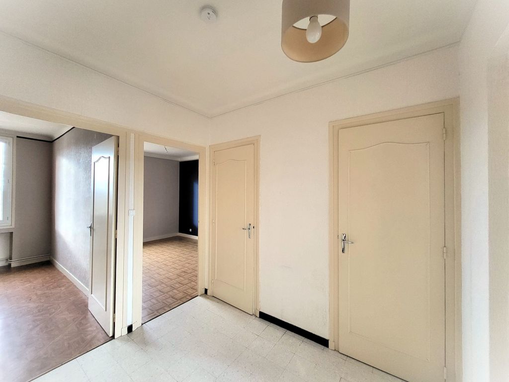 Achat appartement à vendre 3 pièces 64 m² - Saint-Étienne