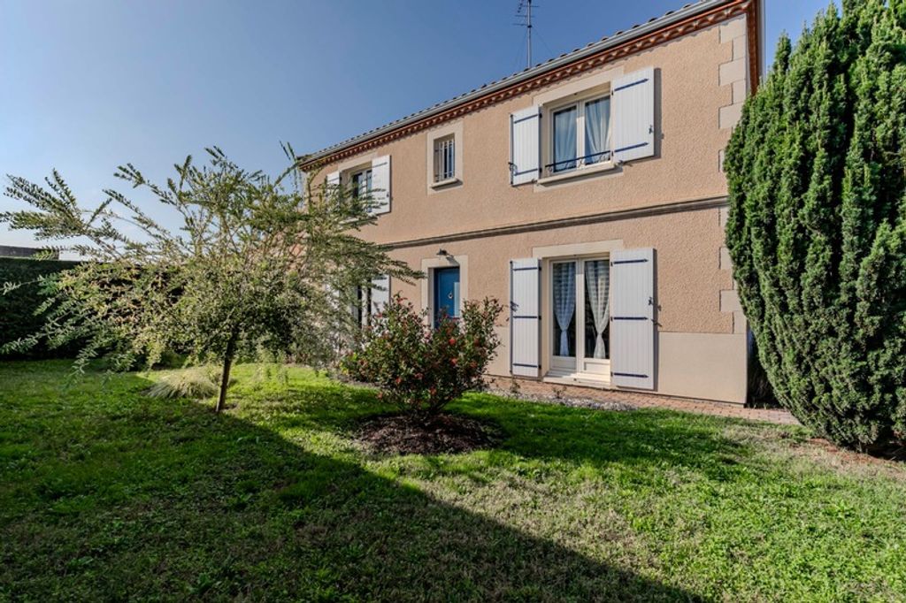 Achat maison à vendre 4 chambres 149 m² - Ambarès-et-Lagrave