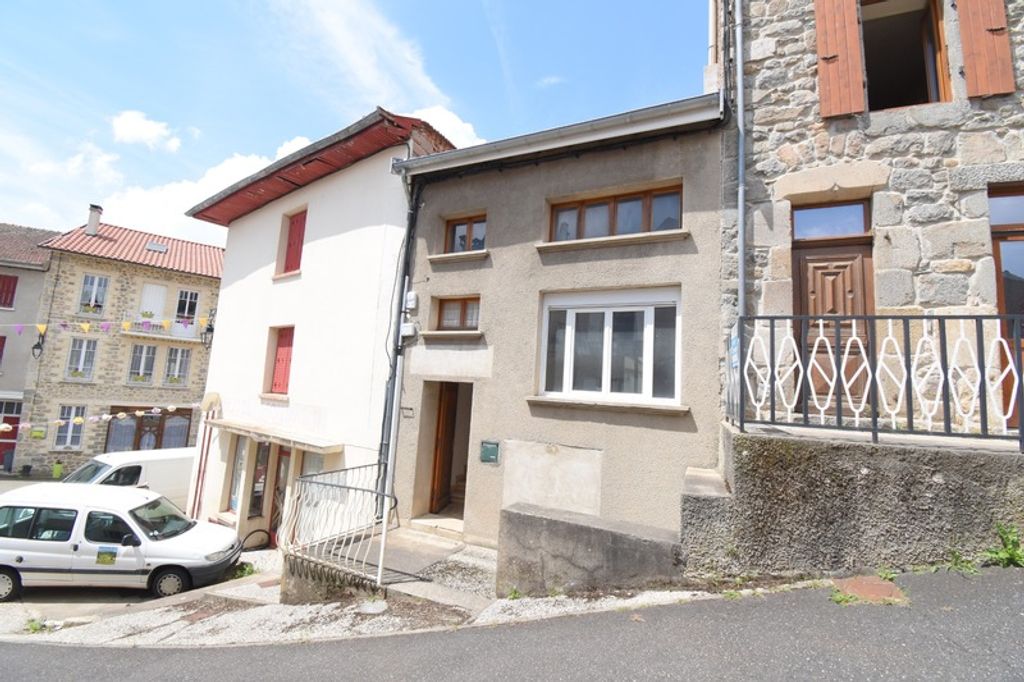 Achat maison à vendre 2 chambres 70 m² - Rochepaule