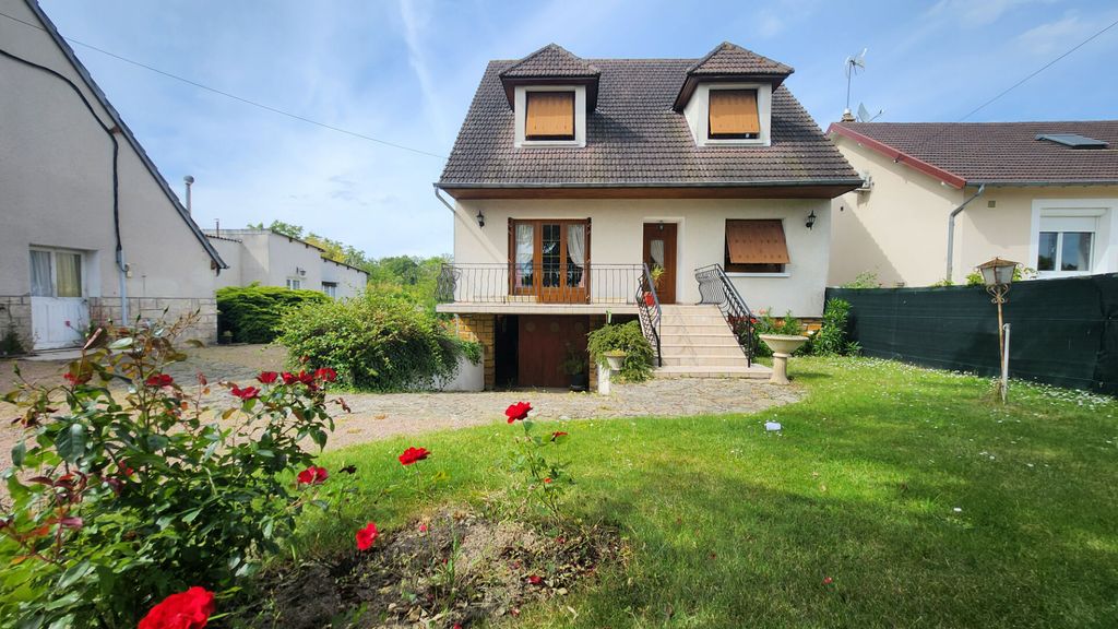 Achat maison à vendre 5 chambres 181 m² - Romorantin-Lanthenay