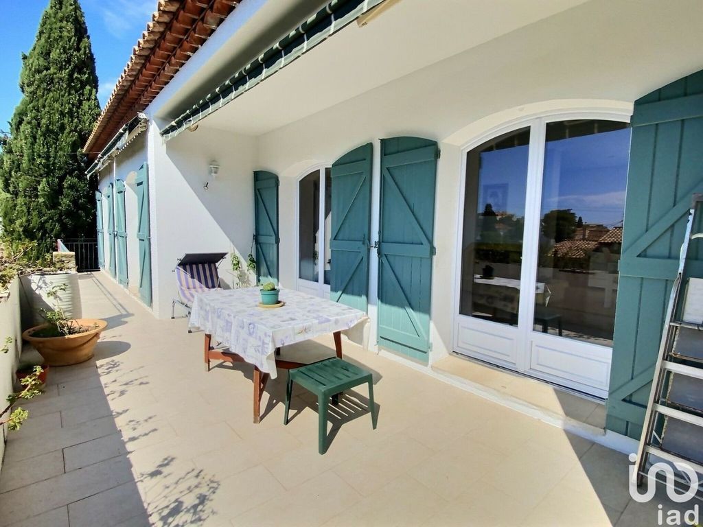 Achat maison à vendre 4 chambres 155 m² - Bandol