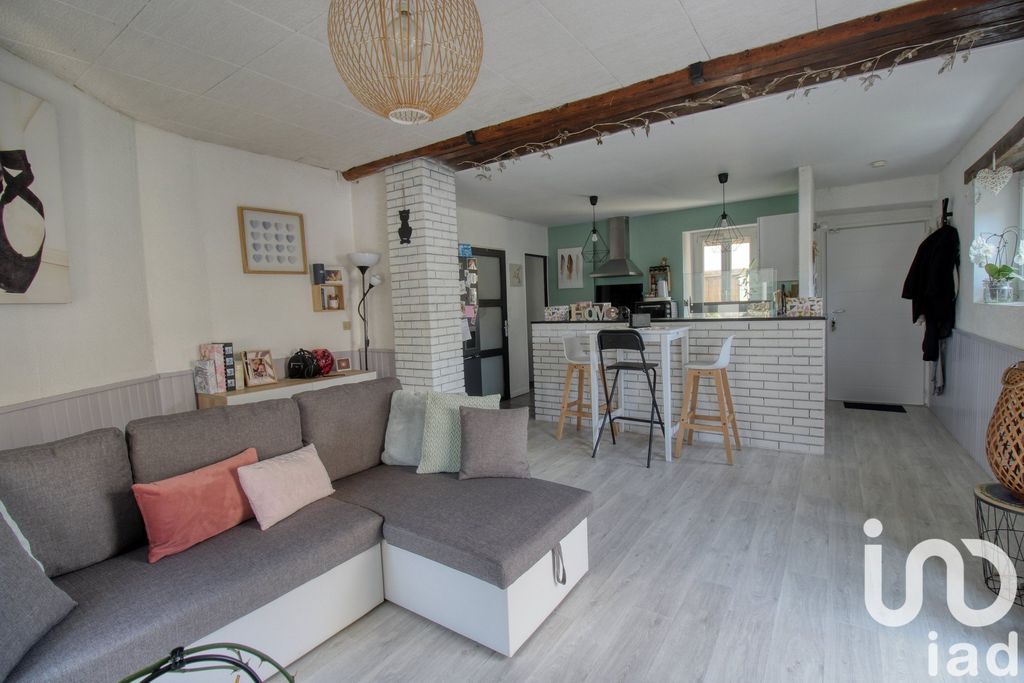 Achat maison à vendre 3 chambres 84 m² - Puiseaux