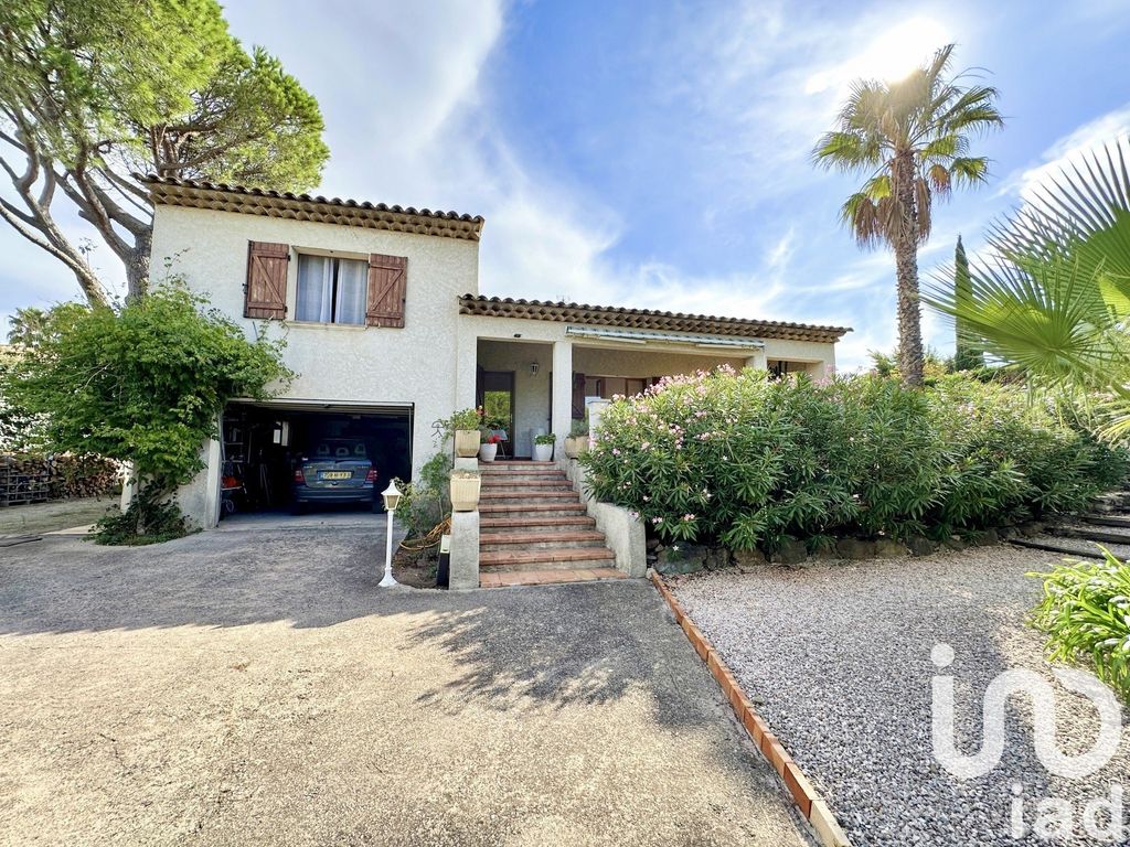 Achat maison à vendre 3 chambres 133 m² - Fréjus