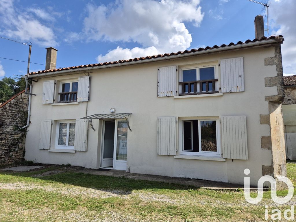 Achat maison à vendre 2 chambres 120 m² - Alloinay