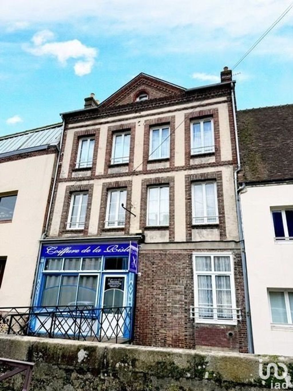 Achat maison à vendre 3 chambres 133 m² - L'Aigle