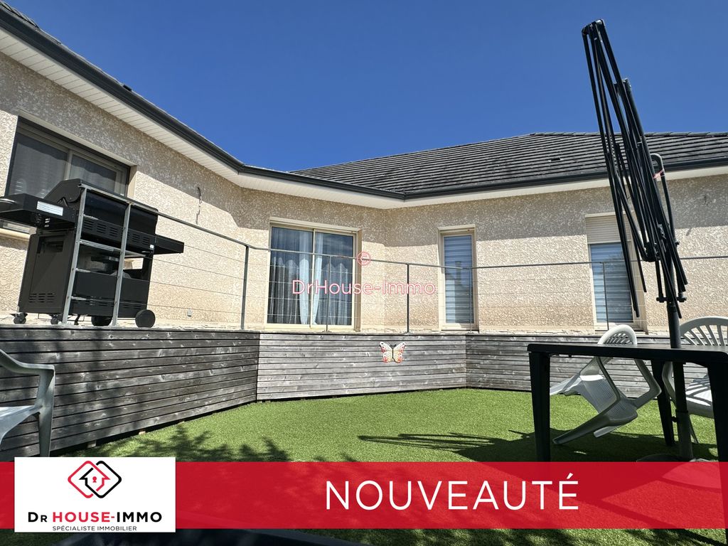 Achat maison à vendre 3 chambres 143 m² - Jugeals-Nazareth