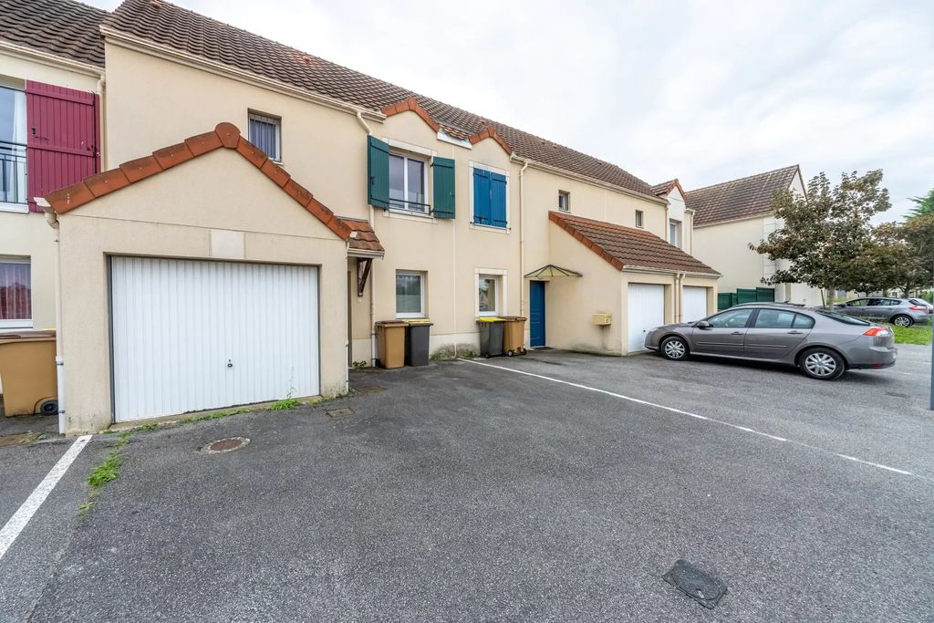 Achat maison à vendre 3 chambres 77 m² - Dreux