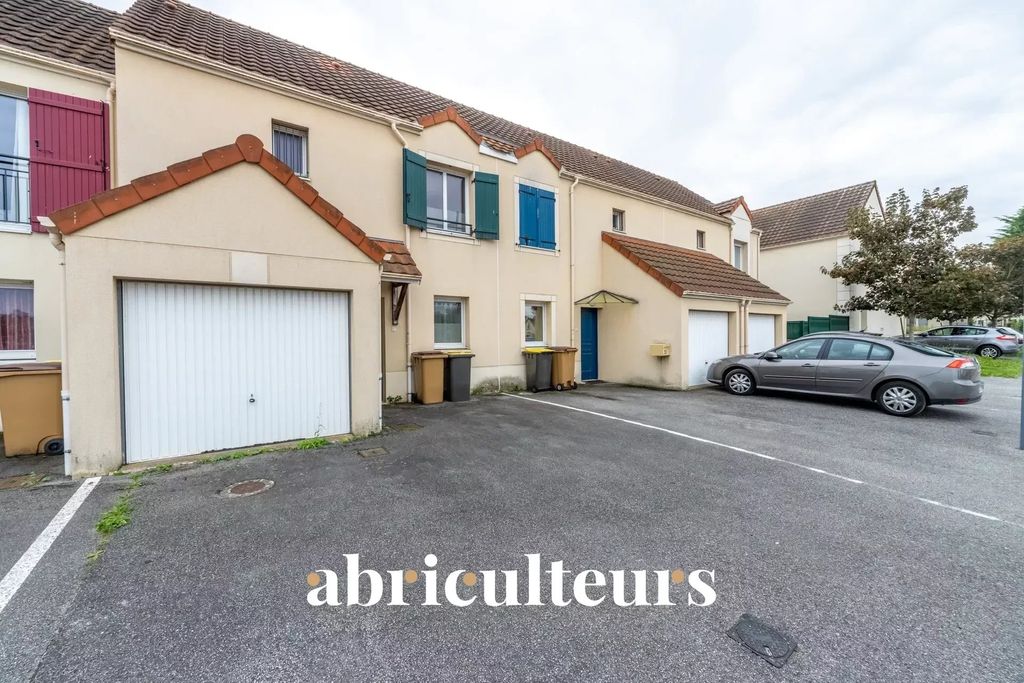 Achat maison à vendre 3 chambres 77 m² - Dreux