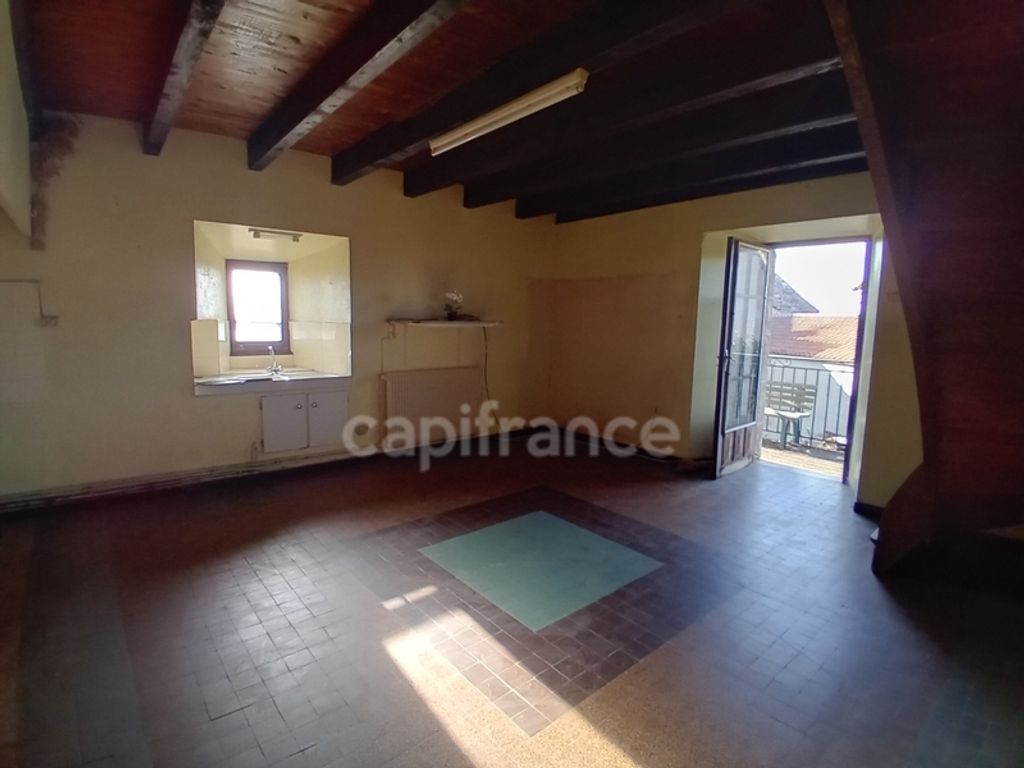 Achat appartement à vendre 3 pièces 56 m² - Saint-André-de-Vézines