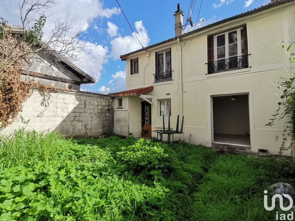 Achat maison à vendre 2 chambres 59 m² - Choisy-le-Roi