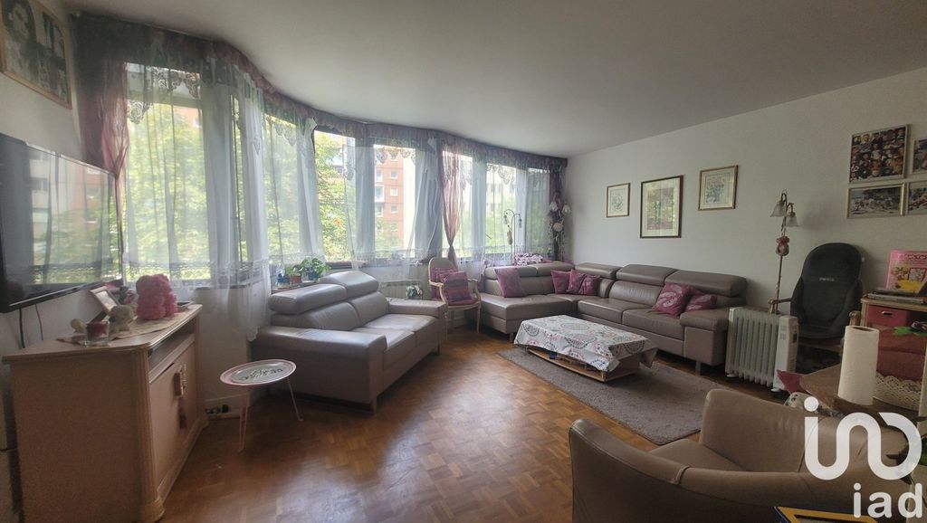 Achat appartement à vendre 3 pièces 70 m² - Pantin