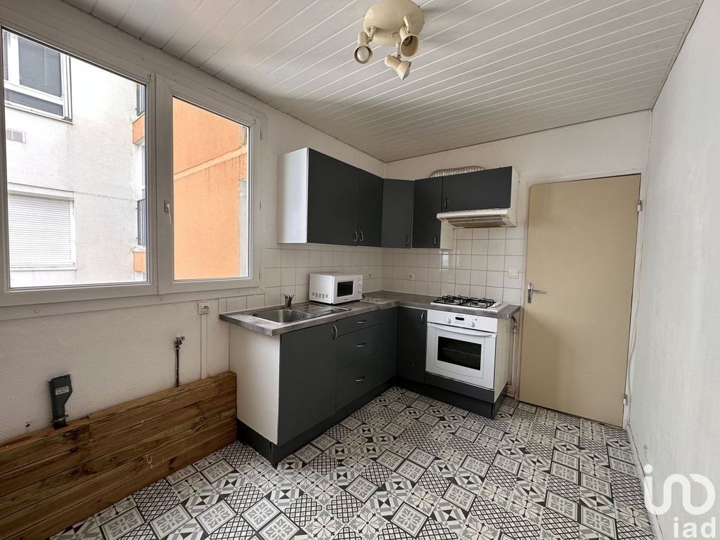 Achat appartement à vendre 2 pièces 47 m² - Cenon