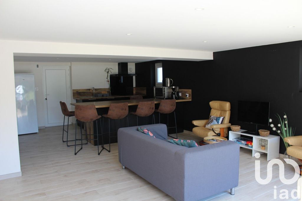 Achat maison à vendre 4 chambres 170 m² - Romagnat