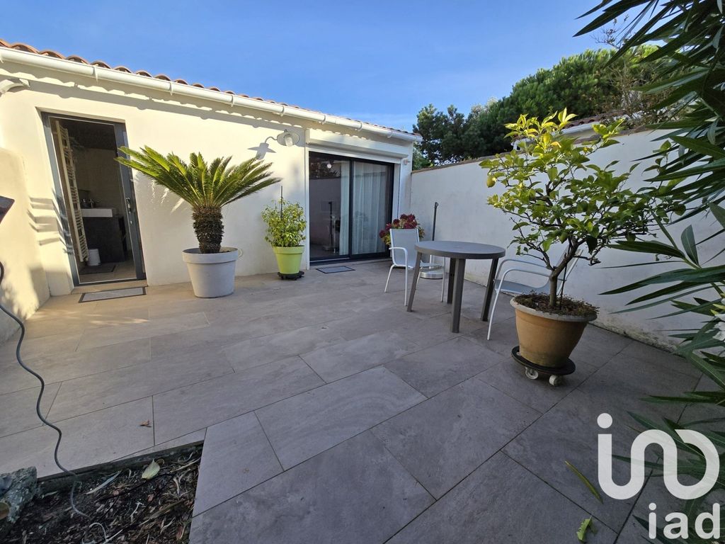 Achat maison à vendre 2 chambres 124 m² - La Couarde-sur-Mer