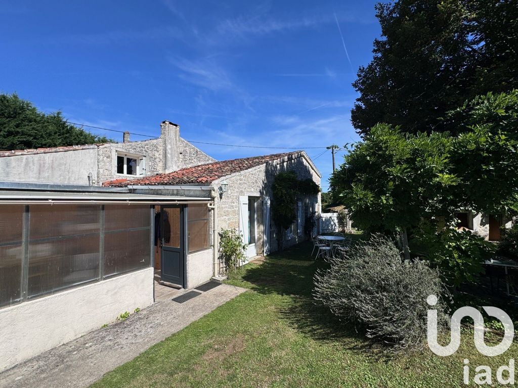 Achat maison à vendre 3 chambres 124 m² - Saintes