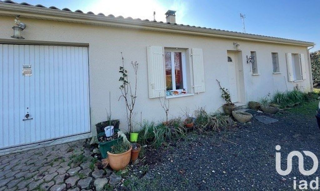 Achat maison à vendre 2 chambres 94 m² - Lignières-Sonneville