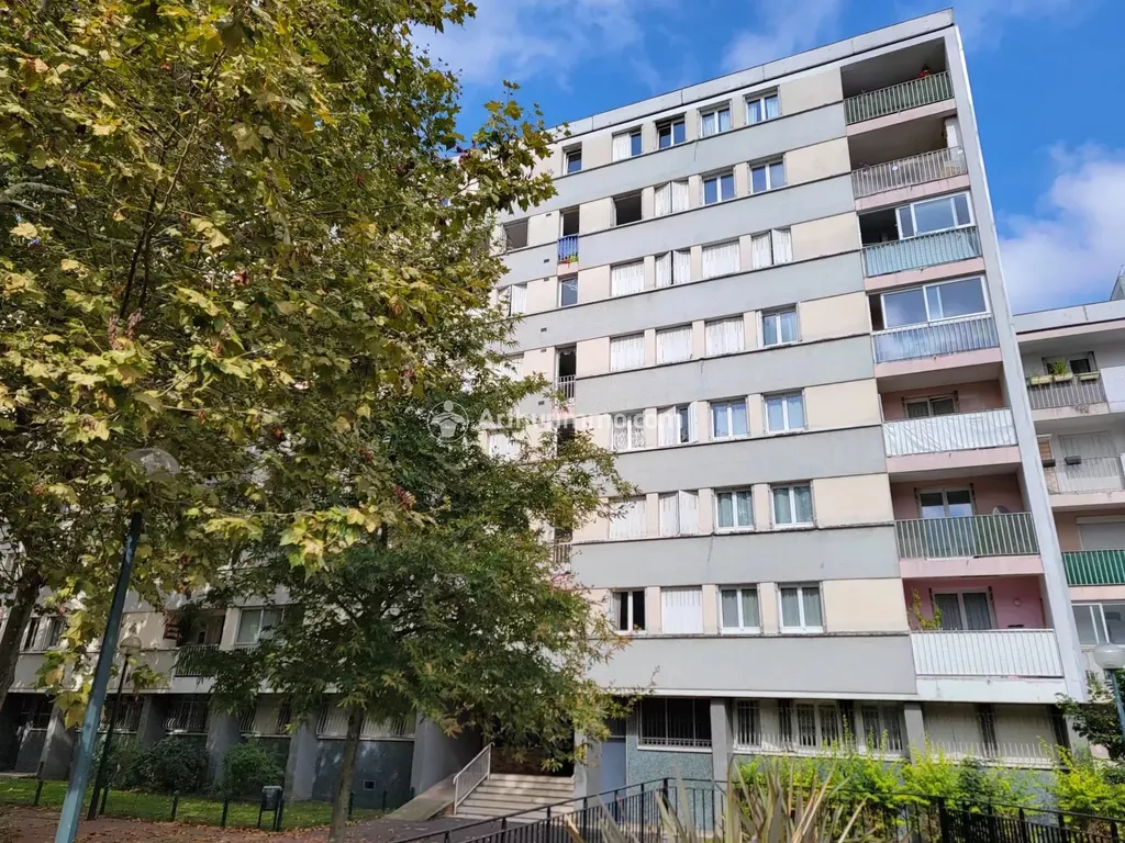 Achat appartement à vendre 2 pièces 47 m² - Saint-Gratien