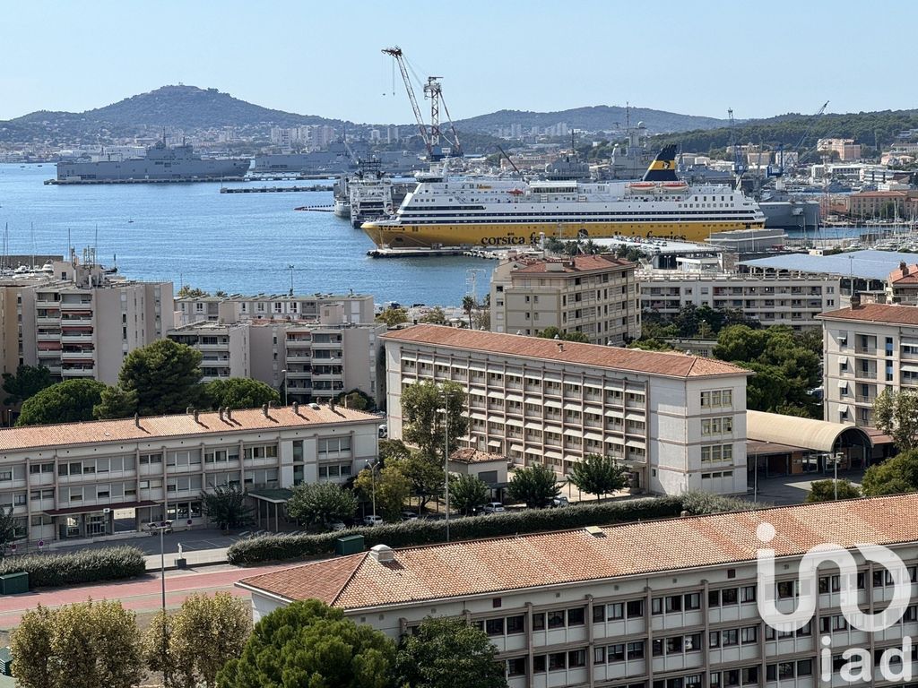 Achat appartement à vendre 2 pièces 67 m² - Toulon