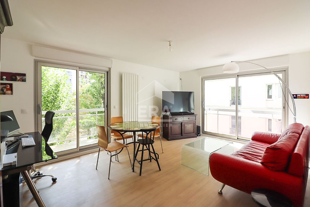 Achat appartement à vendre 3 pièces 69 m² - Paris 20ème arrondissement