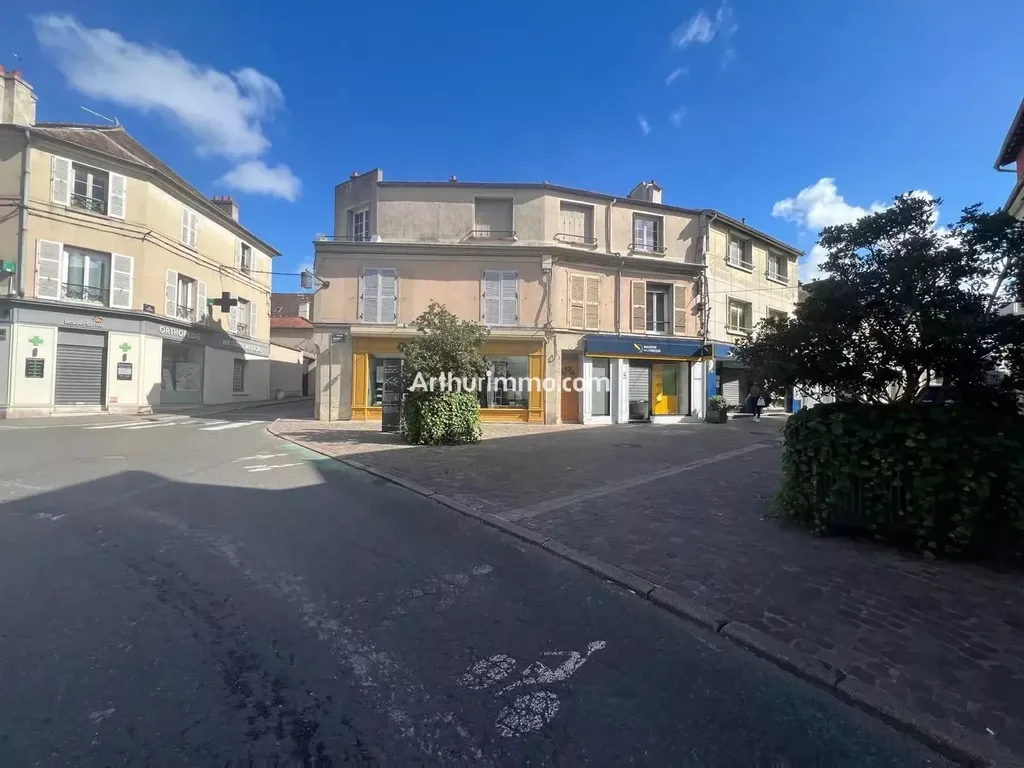 Achat appartement à vendre 4 pièces 65 m² - Sucy-en-Brie