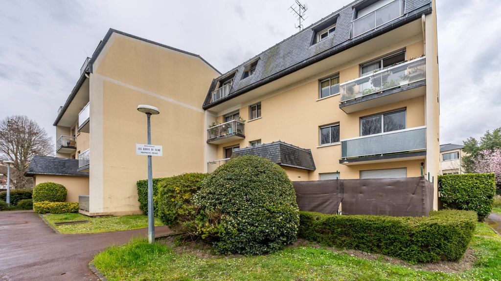 Achat appartement à vendre 2 pièces 48 m² - Corbeil-Essonnes