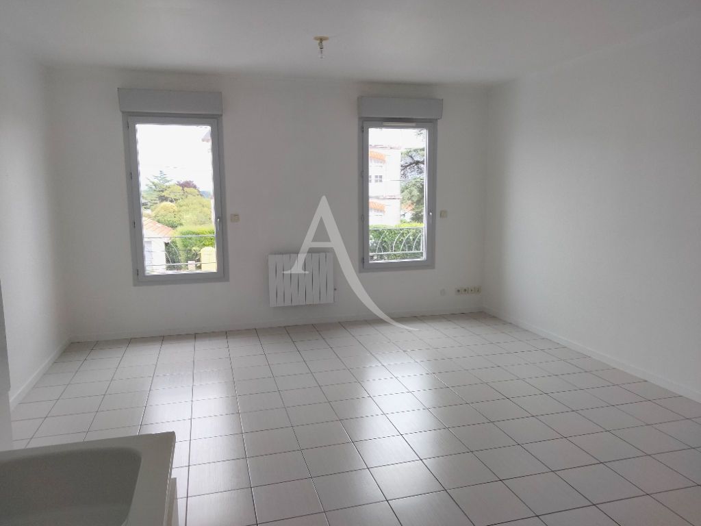 Achat appartement à vendre 3 pièces 57 m² - Saintes