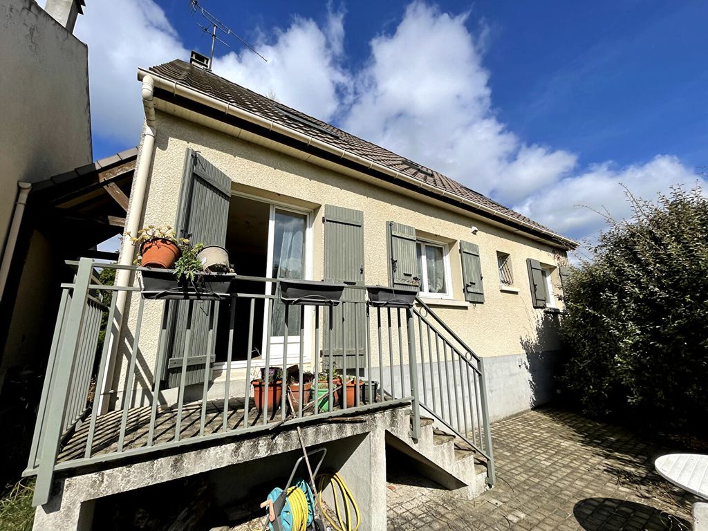 Achat maison à vendre 5 chambres 125 m² - Lardy