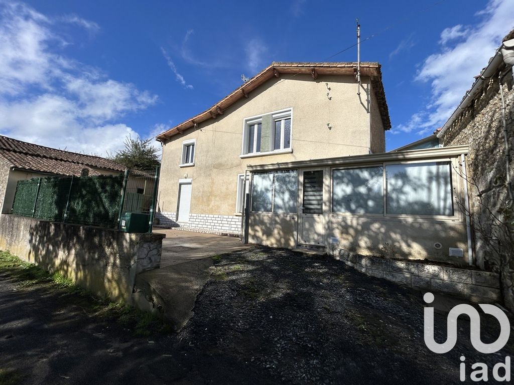 Achat maison à vendre 3 chambres 95 m² - Thouars