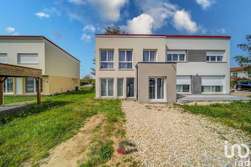 Achat maison à vendre 4 chambres 108 m² - Verny