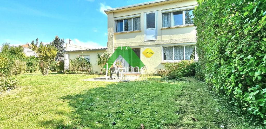 Achat maison à vendre 2 chambres 69 m² - Méru