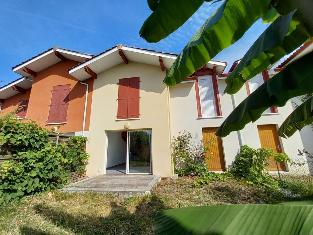 Achat maison à vendre 3 chambres 85 m² - Bénesse-Maremne