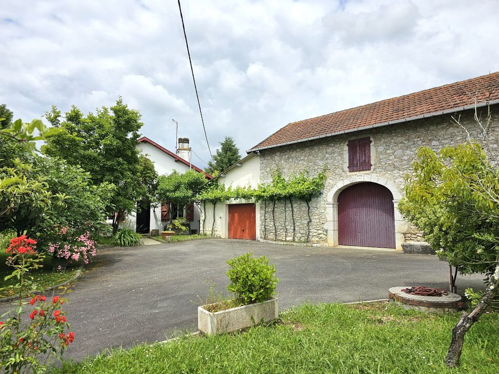 Achat maison à vendre 5 chambres 180 m² - Puyoô