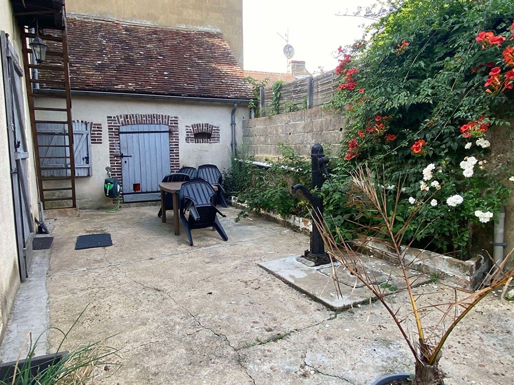 Achat maison à vendre 3 chambres 110 m² - Saint-Aubin-des-Coudrais