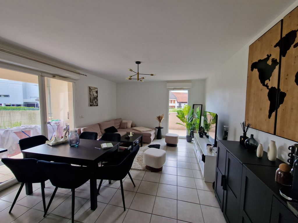 Achat appartement à vendre 3 pièces 69 m² - Ville-la-Grand