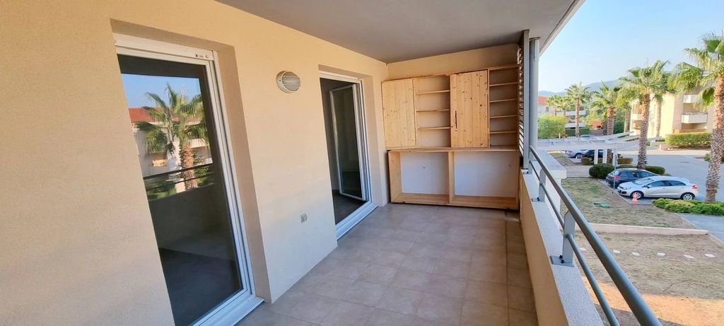 Achat appartement 2 pièce(s) Roquebrune-sur-Argens