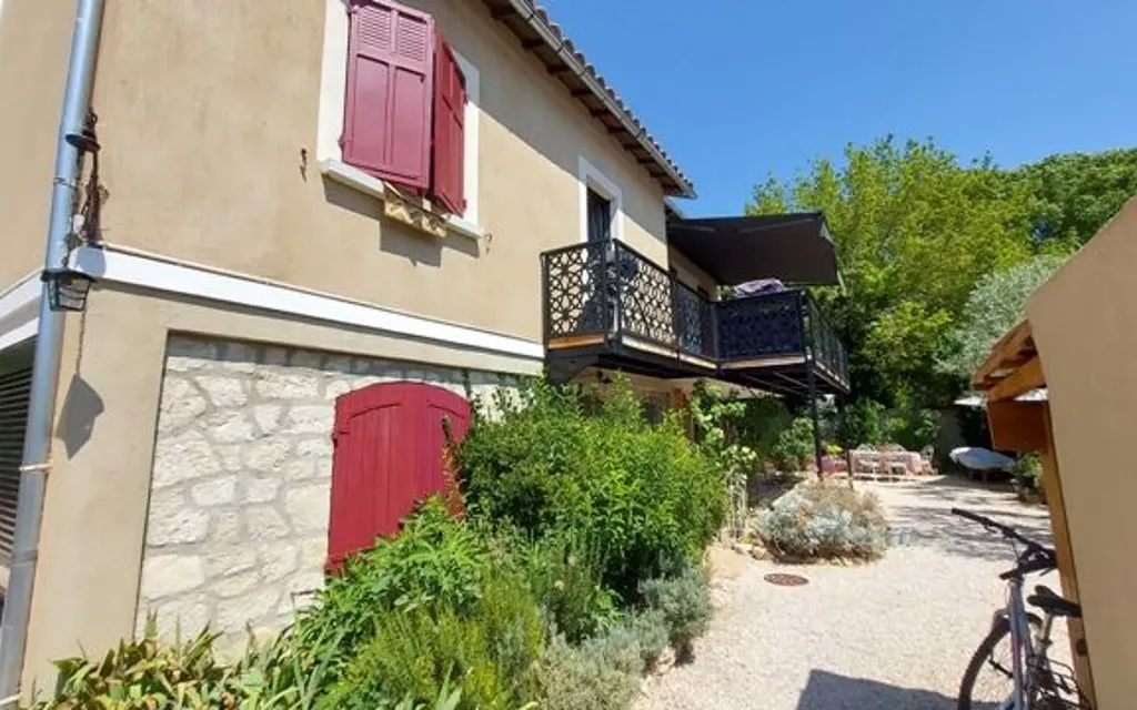 Achat maison à vendre 4 chambres 152 m² - La Roque-d'Anthéron