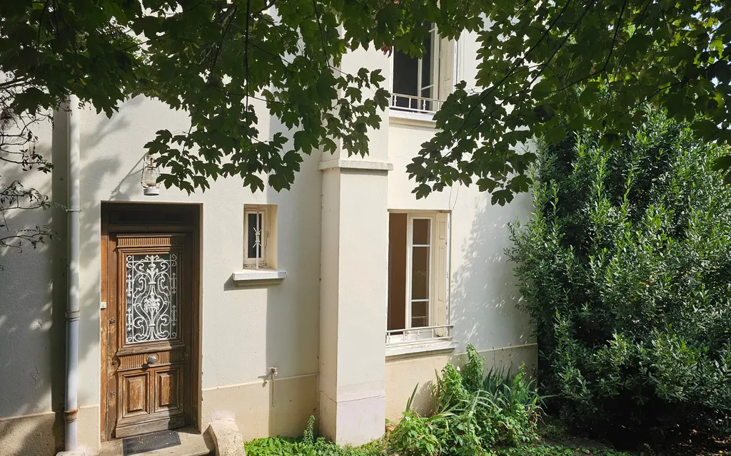 Achat maison à vendre 4 chambres 113 m² - Saint-Étienne