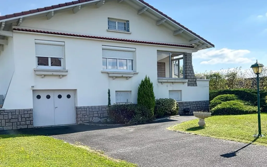 Achat maison à vendre 3 chambres 103 m² - Saint-Romain-le-Puy