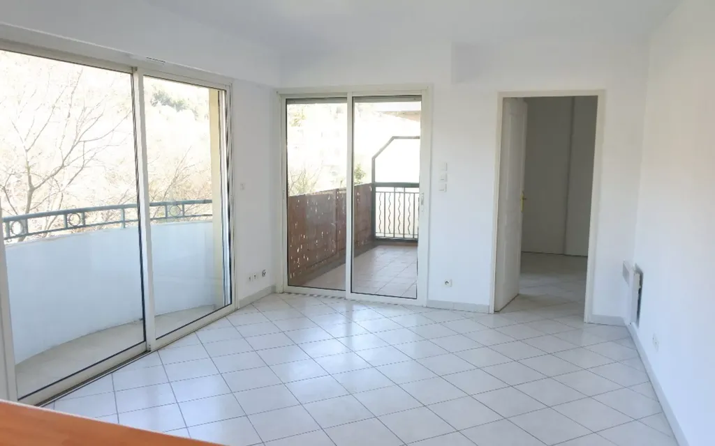 Achat appartement à vendre 2 pièces 45 m² - Mouans-Sartoux