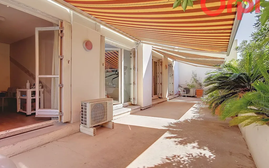 Achat appartement à vendre 4 pièces 78 m² - Toulon