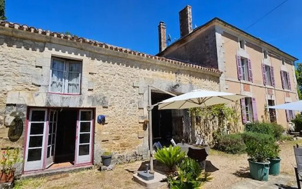 Achat maison 6 chambre(s) - La Chapelle-Faucher