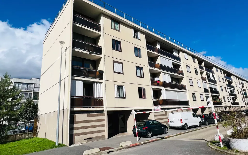 Achat appartement à vendre 3 pièces 54 m² - Clichy-sous-Bois