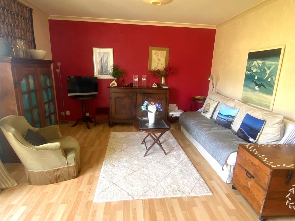 Achat appartement à vendre 4 pièces 90 m² - Biarritz