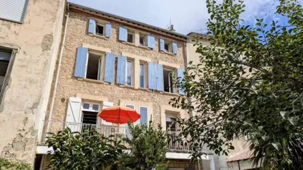 Achat appartement à vendre 8 pièces 191 m² - Saint-Laurent-de-Cerdans