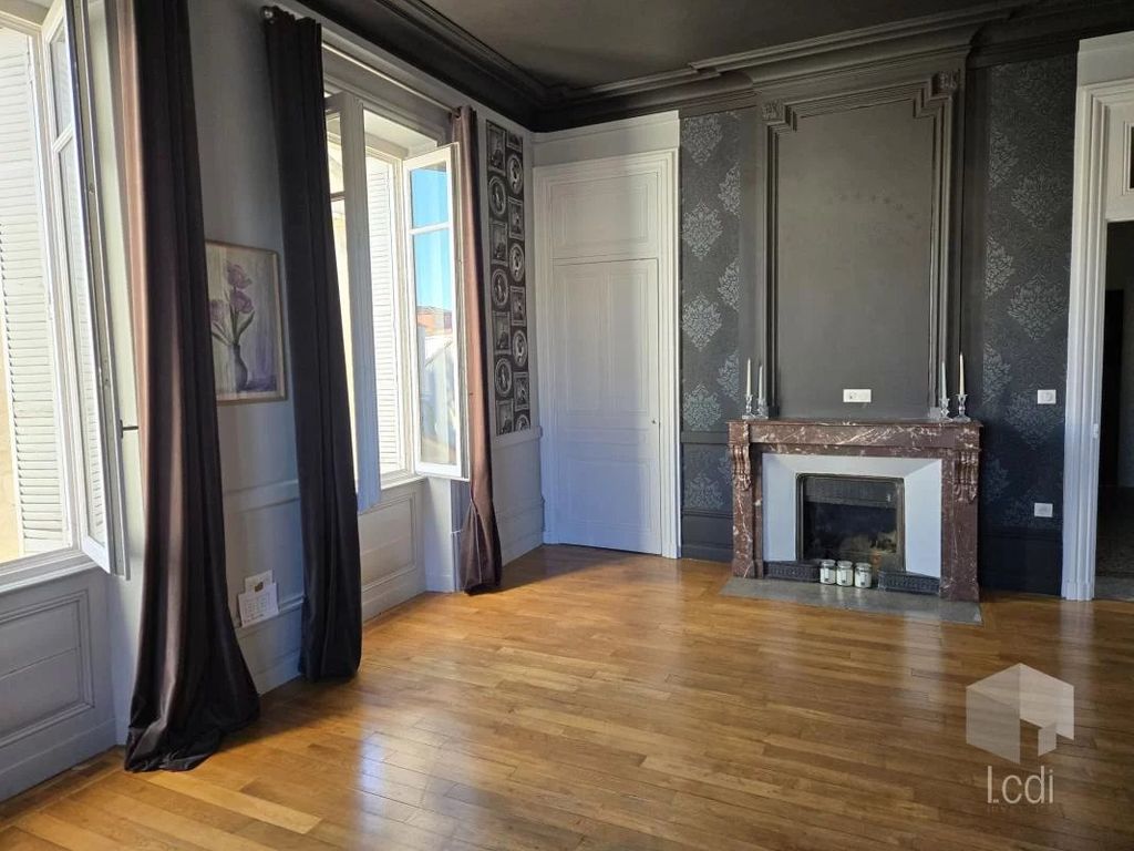 Achat appartement à vendre 2 pièces 88 m² - Montélimar