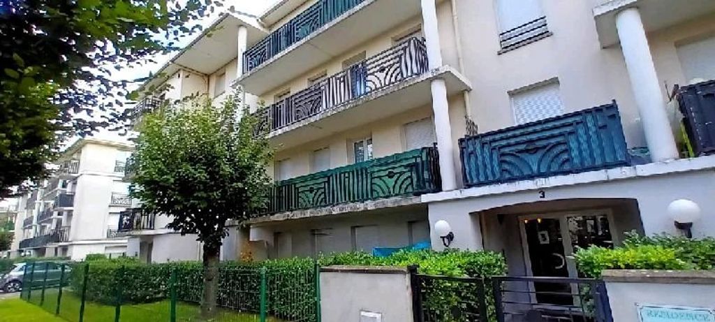 Achat appartement à vendre 2 pièces 45 m² - Sainte-Geneviève-des-Bois