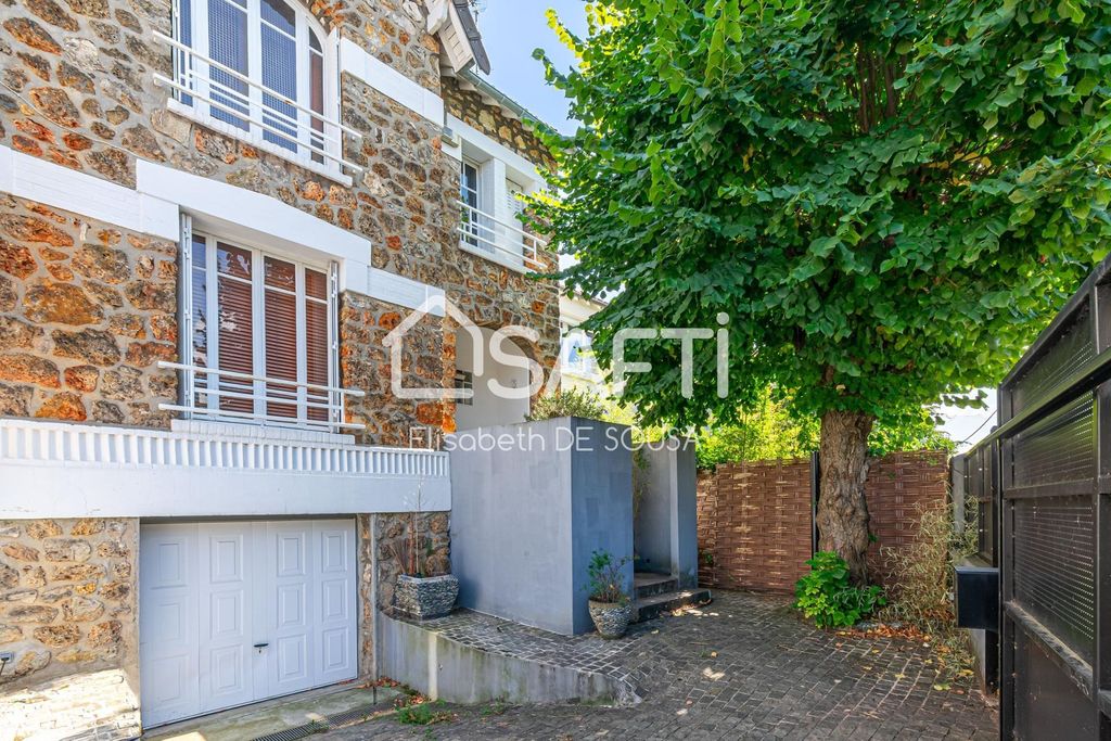 Achat maison à vendre 3 chambres 170 m² - Issy-les-Moulineaux